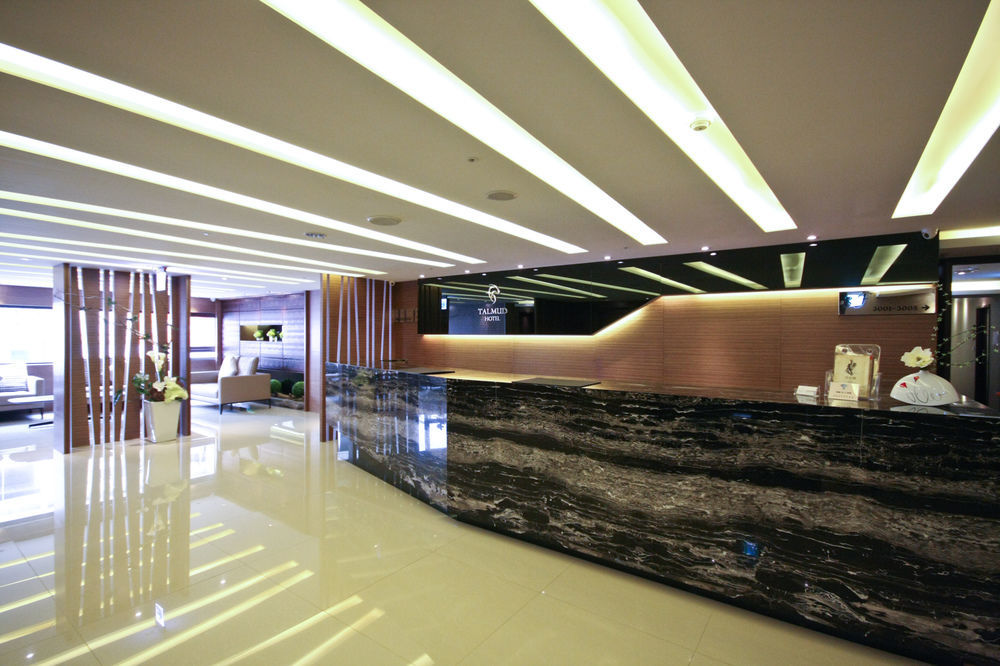 Talmud Hotel Yizhong Taichung Dış mekan fotoğraf